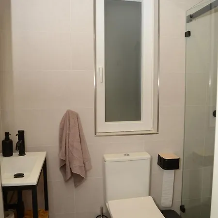 Seaviews, Modern & Spacious Apartment