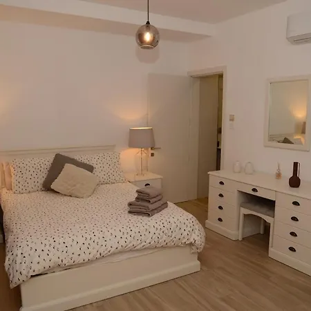 Apartment Seaviews, Modern & Spacious *